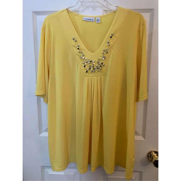 SUSAN GRAVER TOP YELLOW EMBELLISHED NECKLINE LIQUID KNIT SHORT SLEEVE SZ XL - Picture 1 of 10